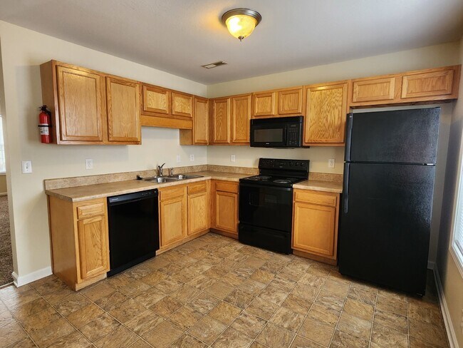 Photo - 248 Executive Ave
