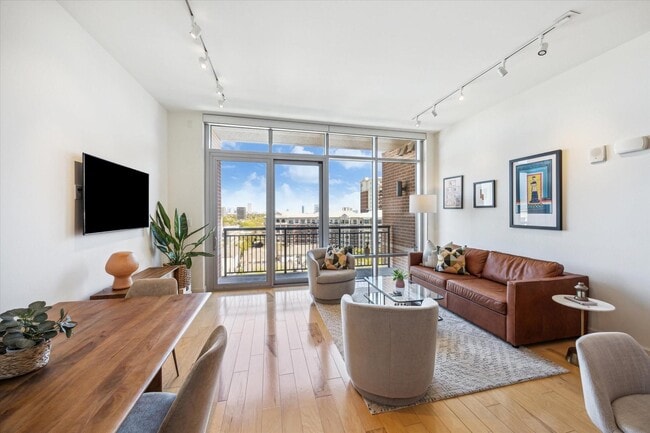 Photo - 2207 Bancroft Ln Unidad 907