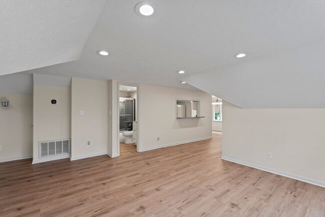 Photo - 4206 Southern Pkwy Unit Southern Parkway  2 - LTR