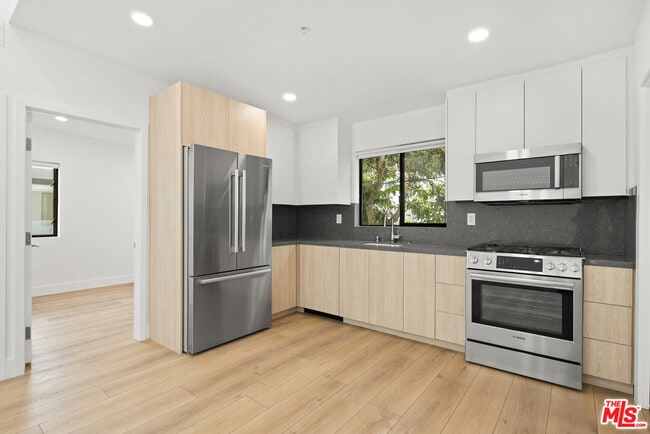 Photo - 2918 3rd St Unidad 6