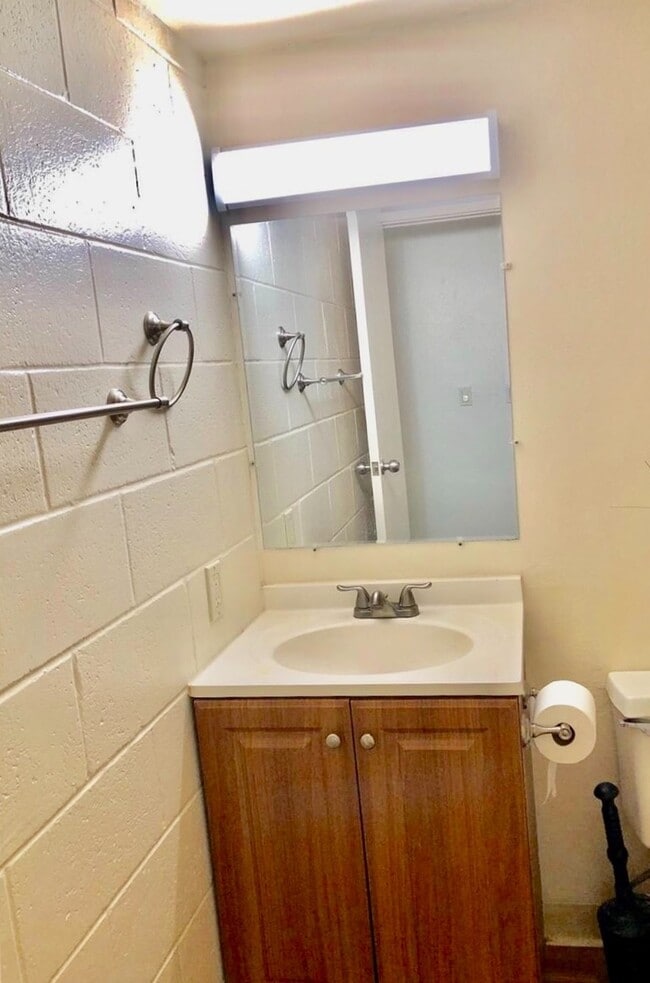 Photo - Renovated 2 bedroom in Whitmore Village Unit 326