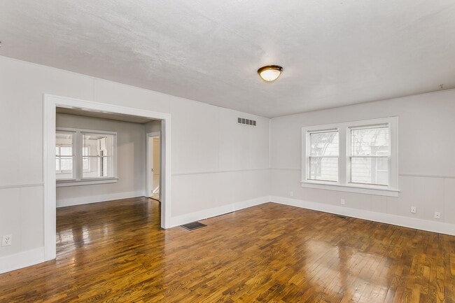 Photo - Large Bungalow in Sunnyside Neighborhood!