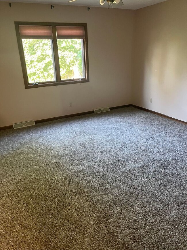 1811 Cog Mill Court