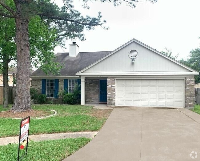 Building Photo - 13815 Glade Hollow Dr Rental
