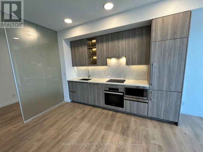 Photo - 27 McMahon Dr Unit 1701