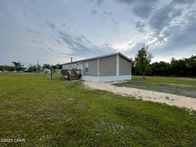 Building Photo - 2306 Rachesky Ave