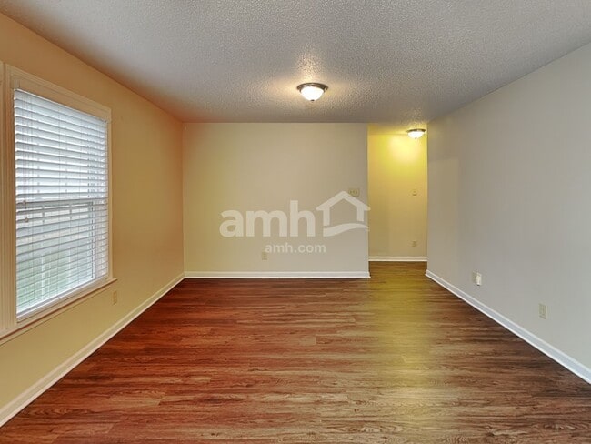 Photo - 5631 Hammermill Dr