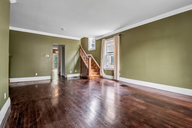 Photo - 67 Crescent Ave