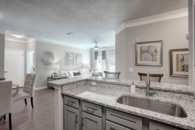 Cocina y sala de estar - The Glen at Alexander Apartments