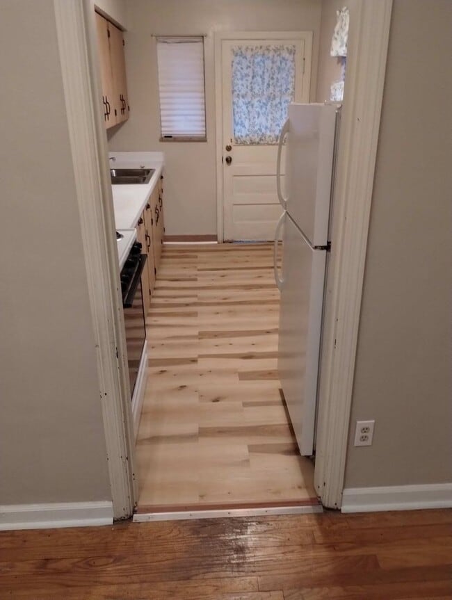 Photo - 1008-1010 W Dorothy Ln Unidad 1008