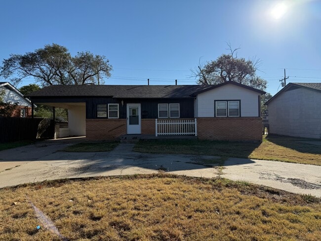 Photo - 2719 S Fairfield St