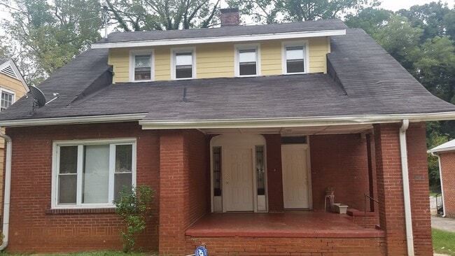 Building Photo - 980 Harte Dr SW Unit 3
