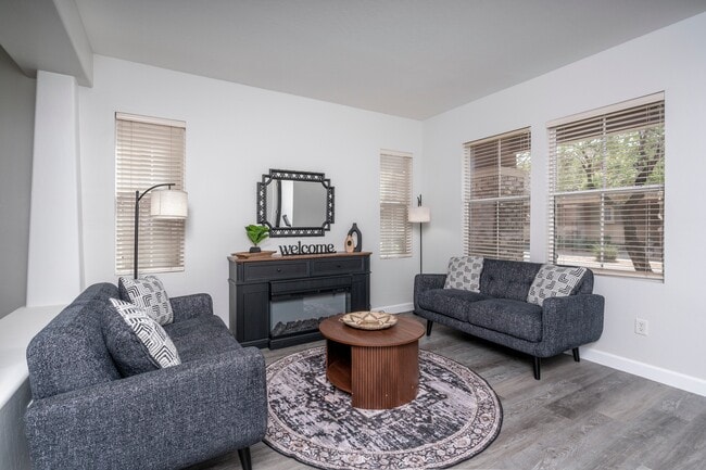 3034 W Villa Cassandra Dr