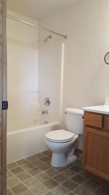 Photo - 33 Appleway Dr