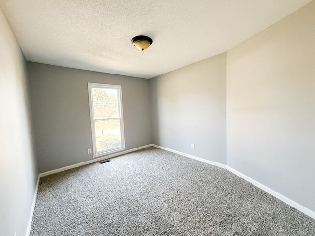 Photo - 3 Bedroom 2 Bathroom Home