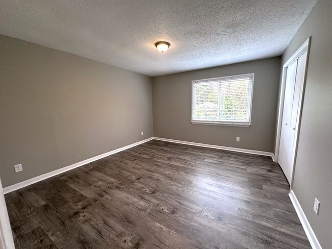 Photo - 545 E 3rd St Unidad APT3