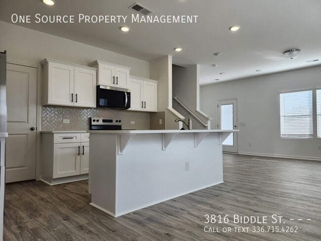 Photo - 3816 Biddle St