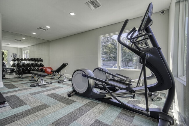 Photo - Edge at Lakeside