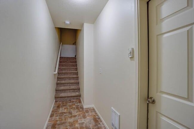 Photo - THREE BEDROOM TOWNHOUSE