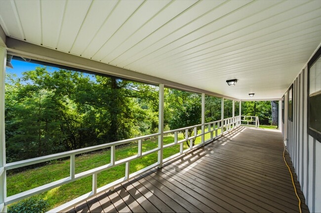 Photo - 250 Goodfield Creek Rd