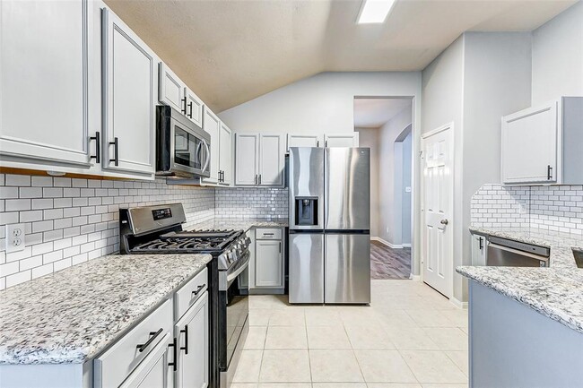 Building Photo - 25331 Clover Ranch Dr Rental