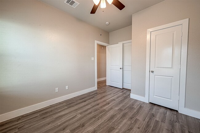 Photo - 7703 Rainbow Cl Casa