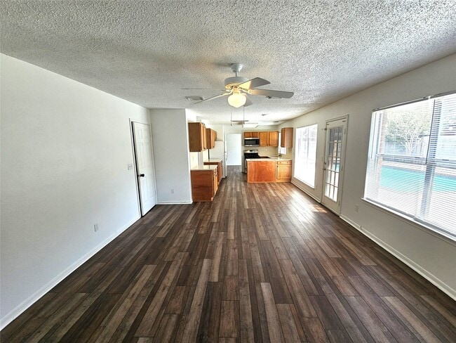 Photo - 3901 Spring Garden Dr