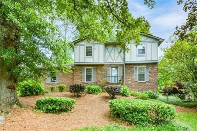 435 Stonebridge Dr