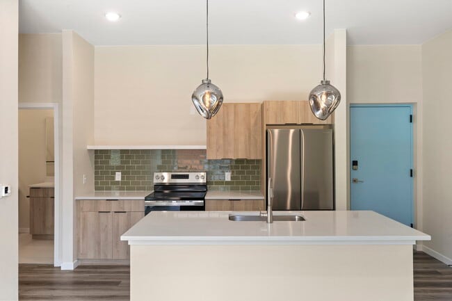 Building Photo - Dear Madison Rental