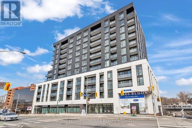 Photo - 1660 Bloor St W Unité 414