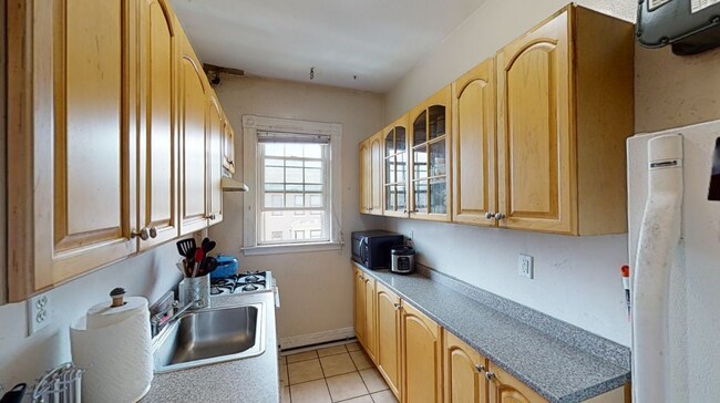 18 Glenville Ave