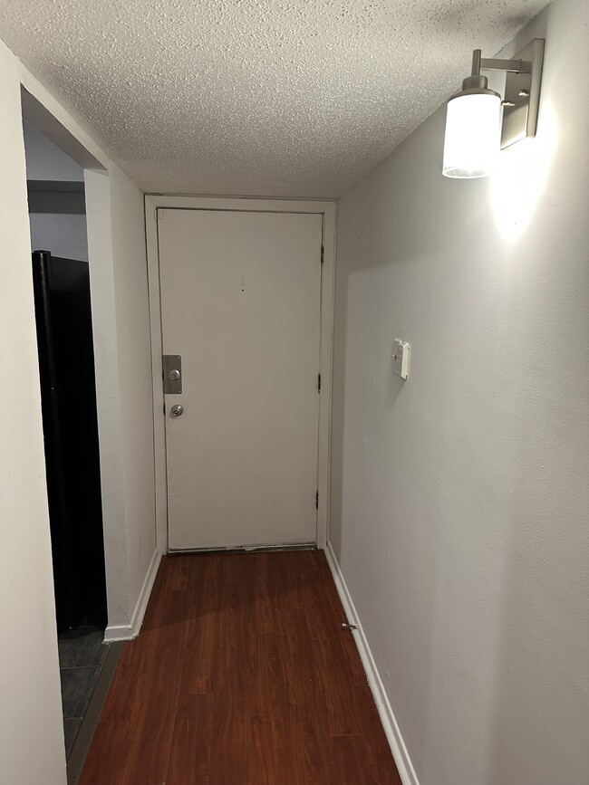 Photo - 5653 Encino Cv Unit 5653