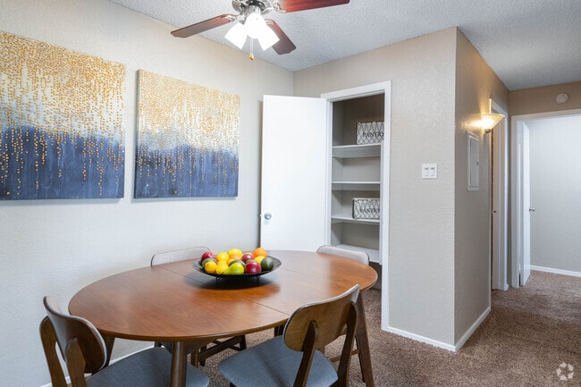 2HAB, 1BA - 920 ft² - The Masters Community