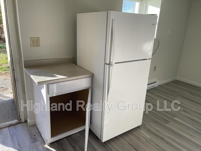 Photo - 1889 Habecker Rd Unit Apt 4