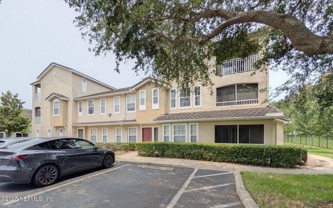 Photo - 10075 GATE N Pky Condo Unit 1106
