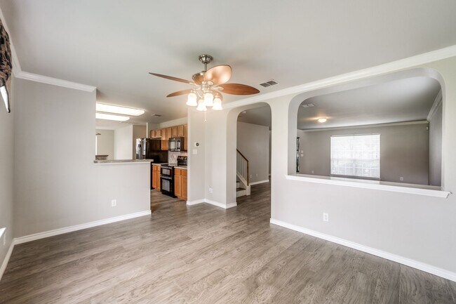 Photo - 4 Bedroom/2 Bath Wildhorse Subdivision