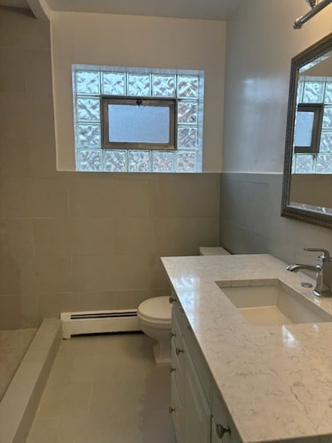 Photo - 7200 N Ashland Blvd Unit B