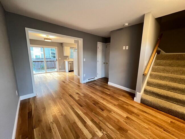 Photo - 66 Murdock St