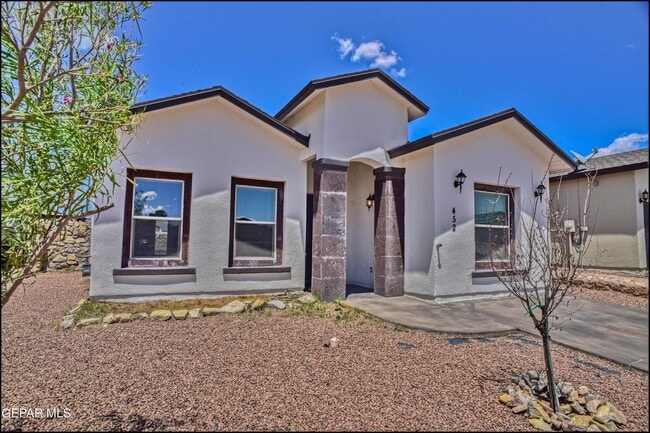 Building Photo - 452 Isaias Ave.