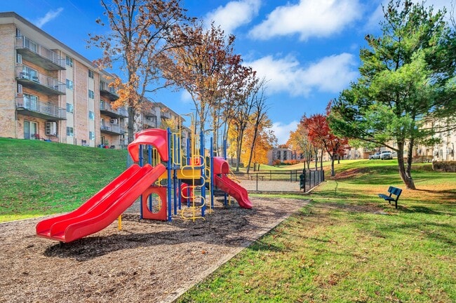 Photo - Montgomery White Oak Apartments