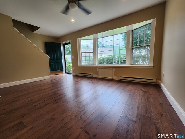 Photo - 52 Glen Ridge Ct Unit 52