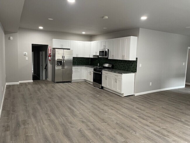 Photo - 4359 Frankford Ave Unidad A