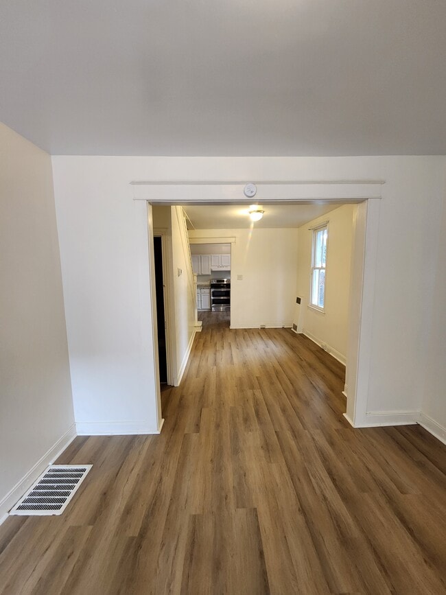 Photo - 212 Chestnut St