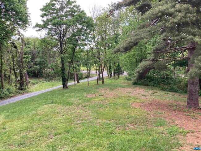 Photo - 14150 James River Rd