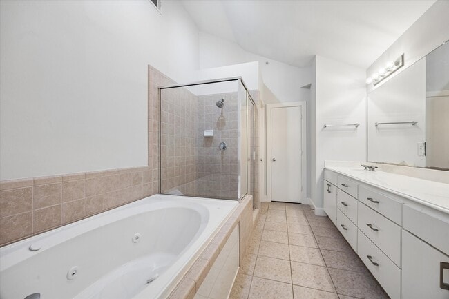 Photo - 3501 Link Valley Dr. Unit 301