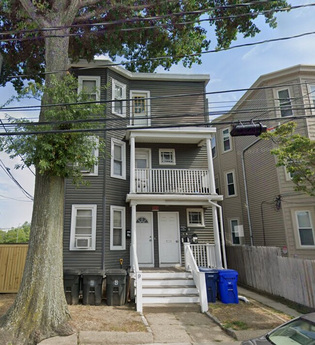 Building Photo - 9 Vineland St Rental