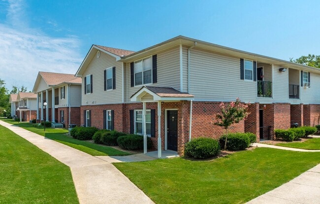 Photo - Dawnville Meadows Apartments