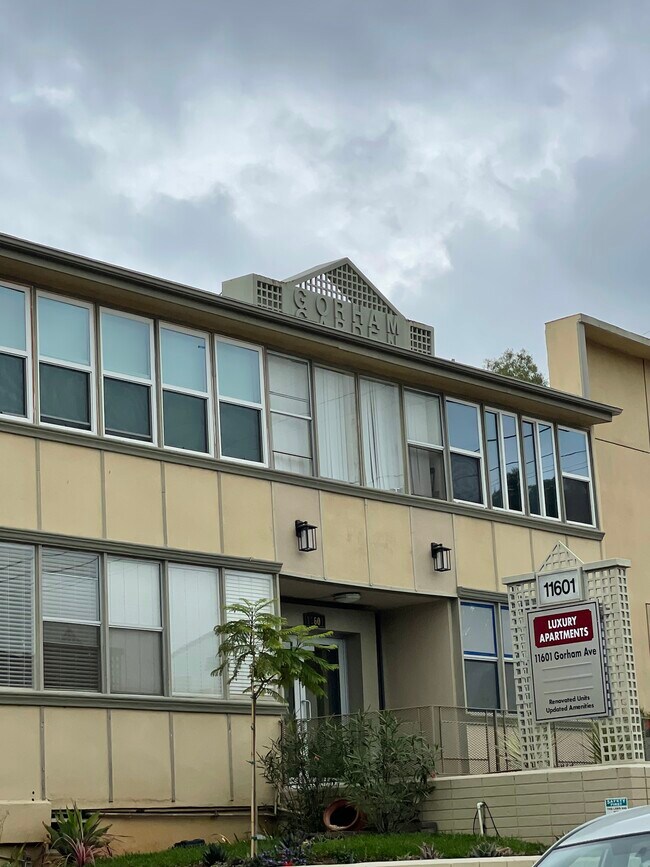 LUXURY LIVING AT AN AFFORDABLE PRICE