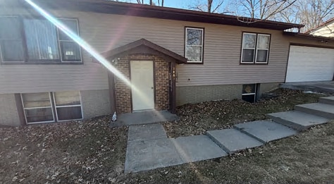 Photo - 1461 Valley View-A