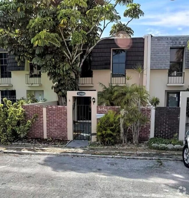 Building Photo - 13508 NE 20th Ct Rental